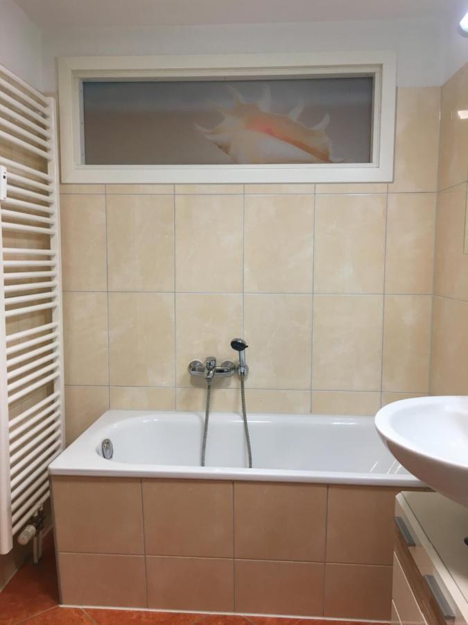 2-Zimmer-Wohnung In Stralsunds Altstadt Zewnętrze zdjęcie